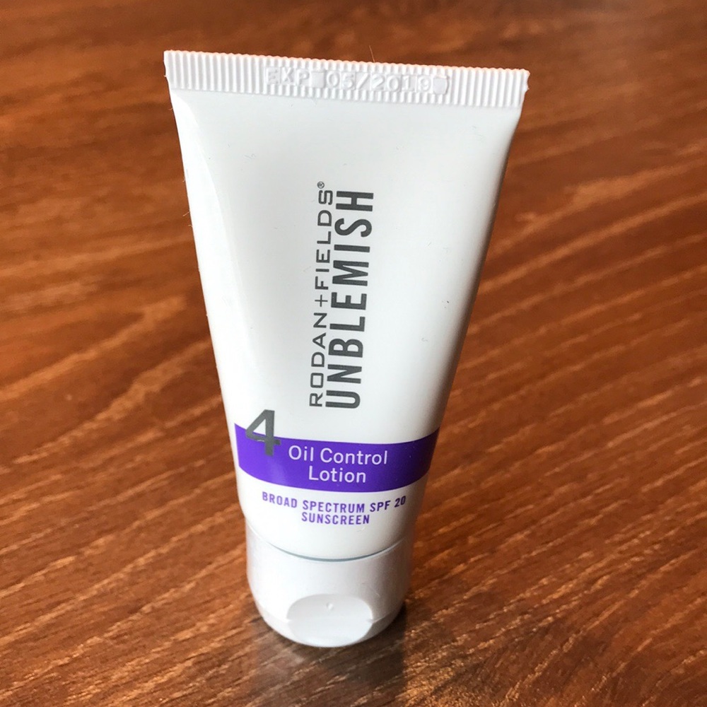*NEW SEALED* Rodan and Fields Unblemish SPF Lotion